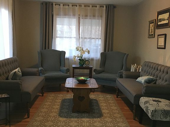 4th image of 1009 Roosevelt Ave