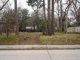 2nd image of 209 W Jackson Ave