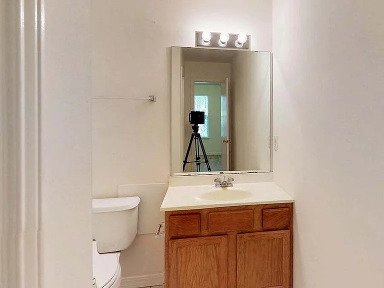 895 Silverwood Dr #5 — Photo 17