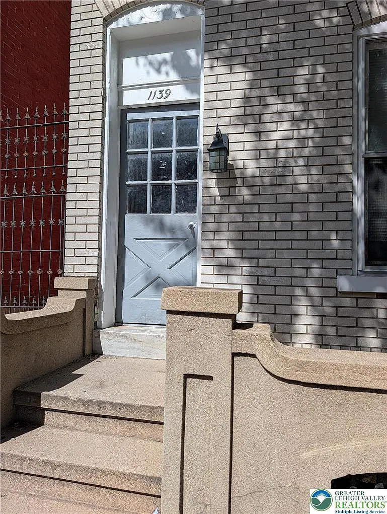 1 bed, 650 sqft, $1,100 — Photo 1