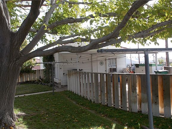 4th image of 504 Cherry St