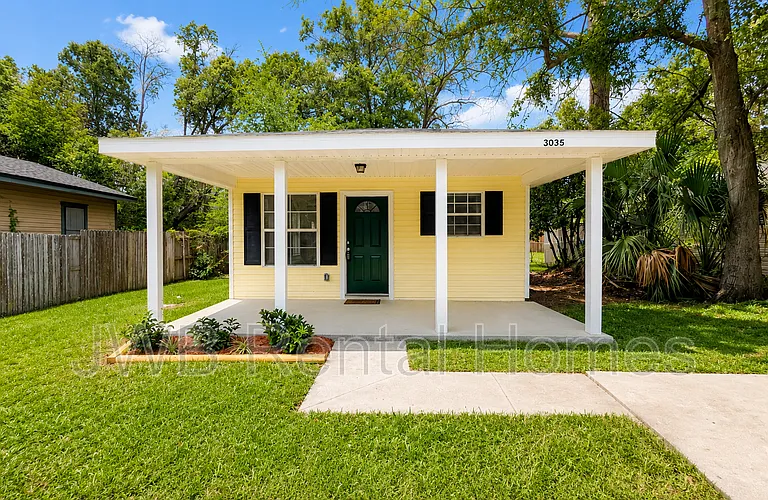 3035 Fitzgerald St — Photo 1