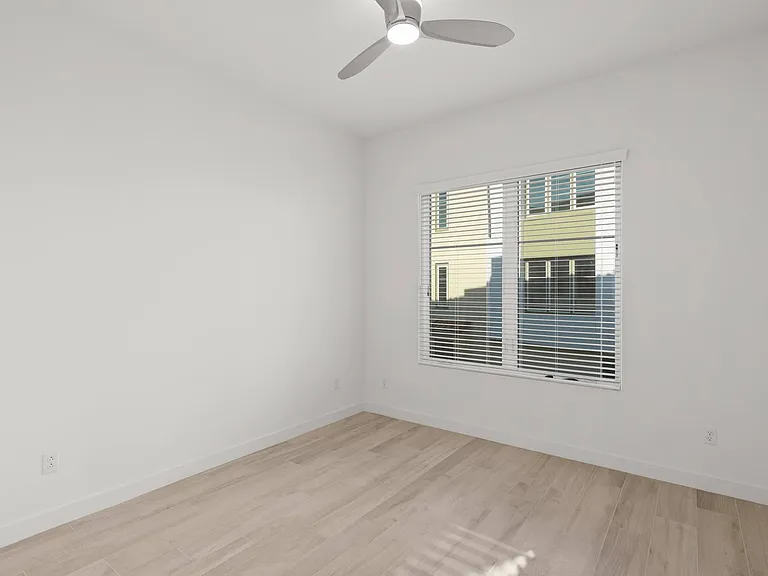 3201 Doheny Way — Photo 25