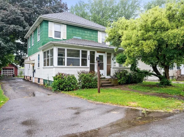 327 Peart Ave, Rochester, NY 14622