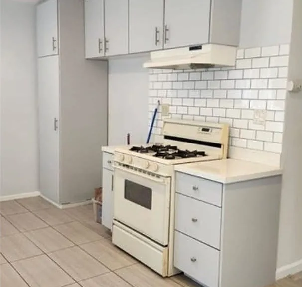 312 E Dryden St #3 — Photo 7