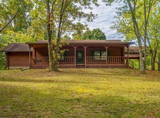 21 Johnson Cemetery Rd, Morgantown, KY 42261