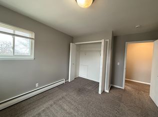 2805 Harwick Dr APT 8, Lansing, MI 48917