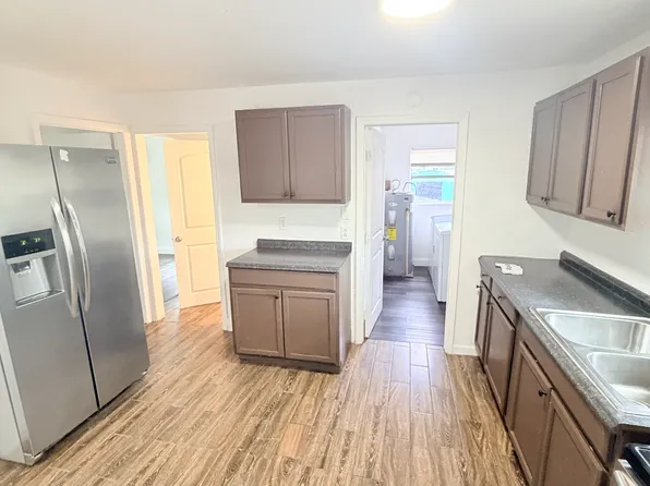 8922 Lynn Ave, Tampa, FL 33604