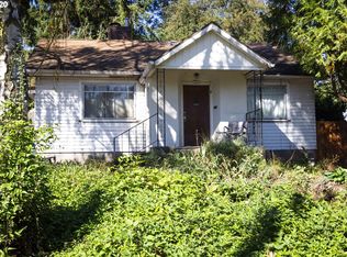 7425 SE Market St, Portland, OR 97215