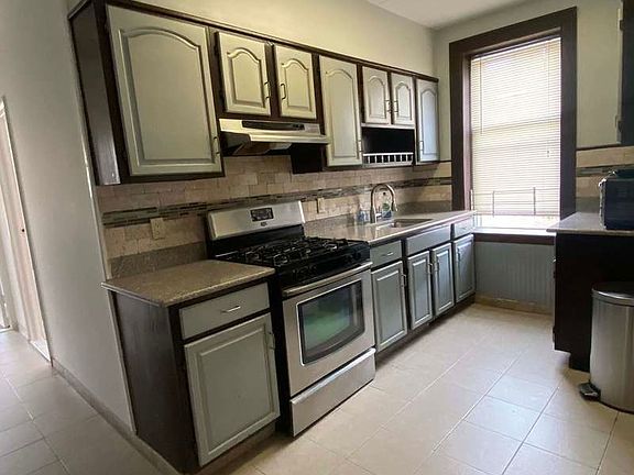 2nd image of 9002 Fort Hamilton Pkwy #2