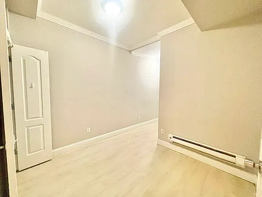 Rented by Century 21 Premier  | media 9