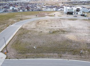 10 Cima Dr, Laredo, TX 78045