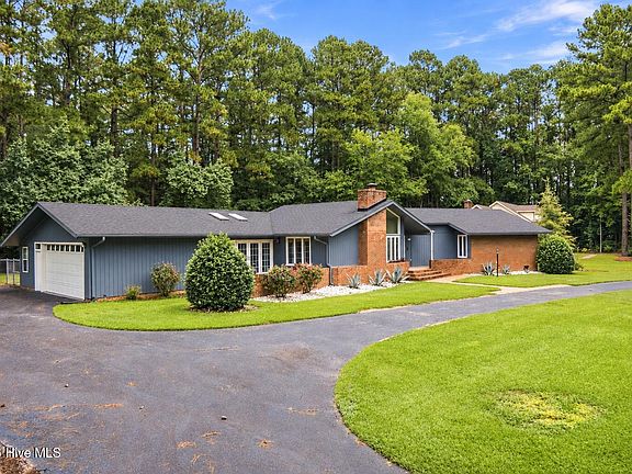 2nd image of 407 Bundy Lane