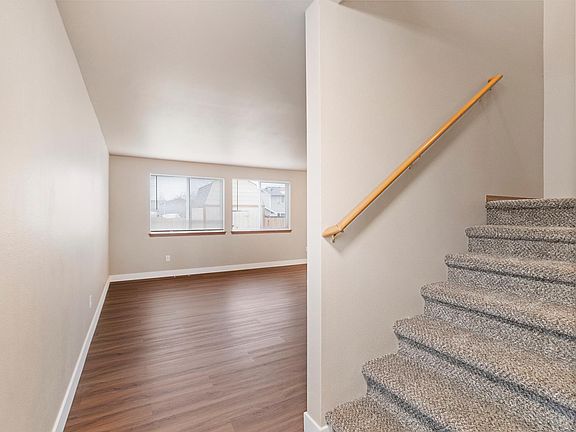 4th image of 119 Eldredge Ave NW #A