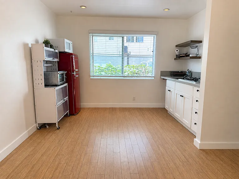 531 Vernon Ave #A.1 — Photo 6