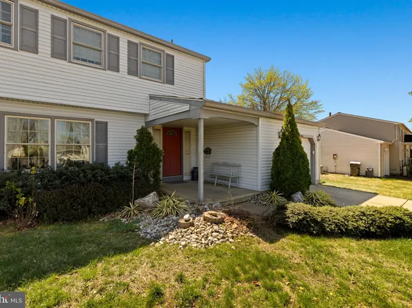 17 Brandywine Rd, Laurel Springs, NJ 08021