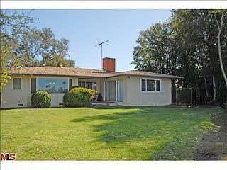 2nd image of 445 Denslow Ave