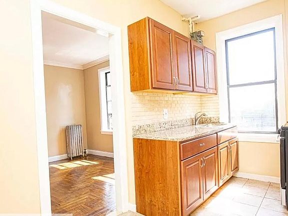 2nd image of 3307 Hull Ave APT C6