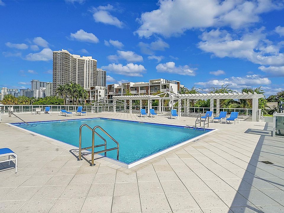 1st image of 3015 N Ocean Boulevard #14F