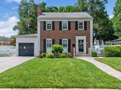 39 Harvey Ave, Rochelle Park, NJ, 07662
