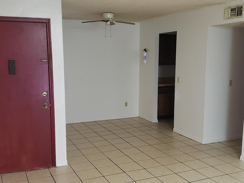 1st image of 464 Lombard St #B