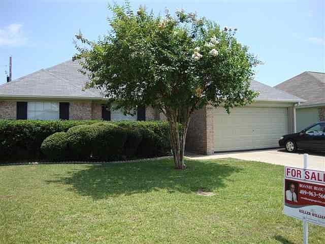 1st image of 3620 Lake Arthur Dr