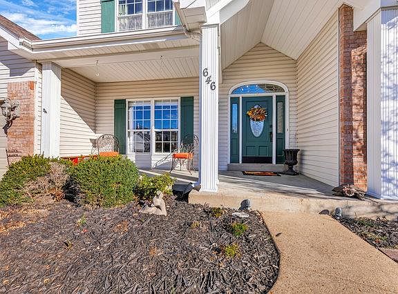 3rd image of 646 Dartmouth Crossing Ct