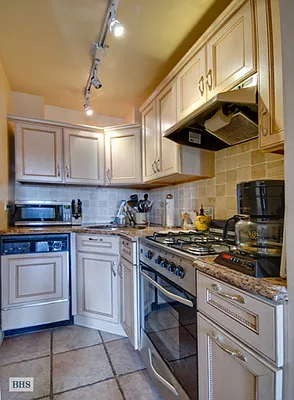 Sold by Brown Harris Stevens | media 19