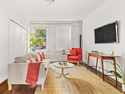 3447 82nd St APT 1, Flushing, NY, 11372
