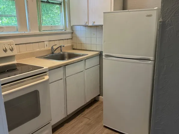 55 & 57 Leila St, Akron, OH 44310