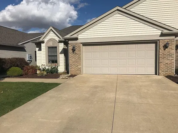 17 Falcon Crest Dr Unit A, Norwalk, OH 44857