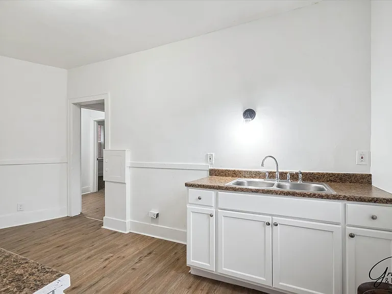 2433/2435 Pasadena St. - Missouri Residential Rentals LLC — Photo 12