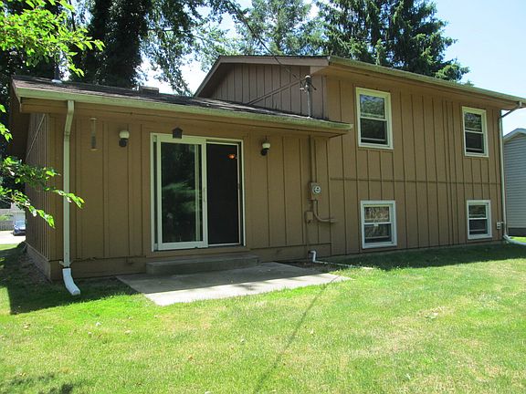 5th image of 4633 Vista Dr