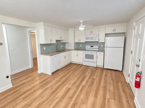 7 Locust St #B, Netcong, NJ 07857