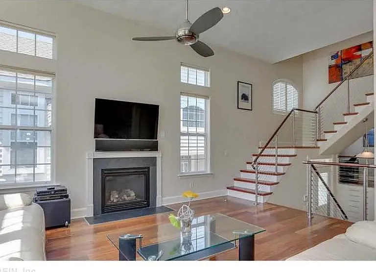 3014 Bay Shore Ln — Photo 2
