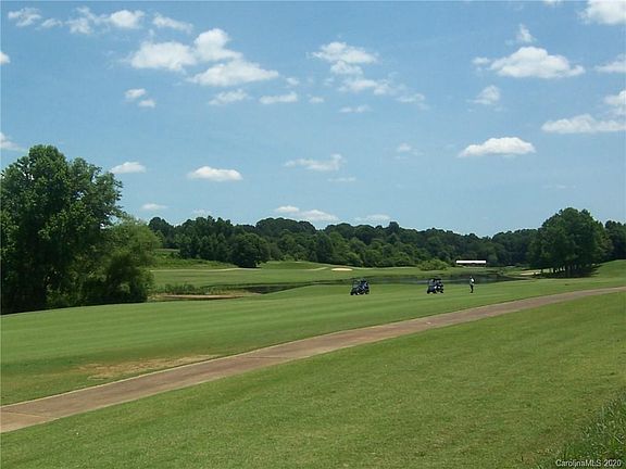 3rd image of 132 Eagles Terrace
