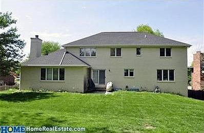 3rd image of 2431 Bretigne Dr