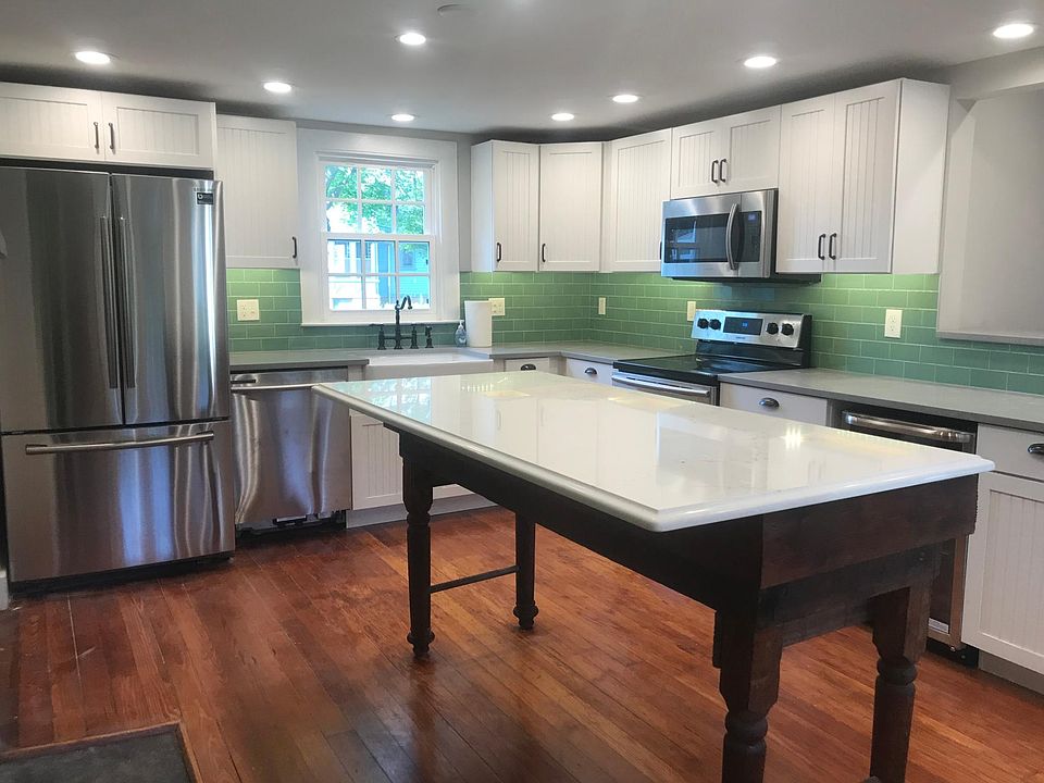 1st image of 98 Harbor St #1