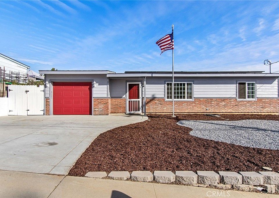 1st image of 819 Capistrano Dr