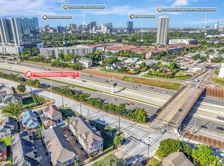 2406 Calumet St, Houston, TX 77004