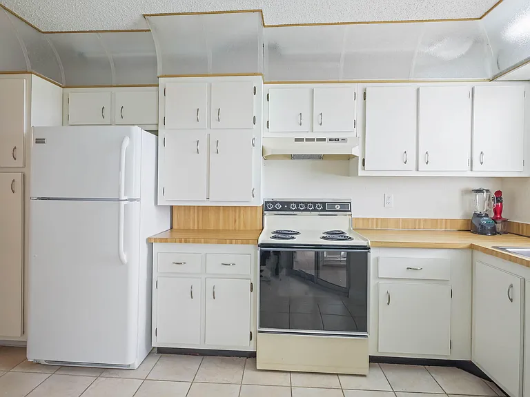 3951 Via Poinciana Way #511 — Photo 8