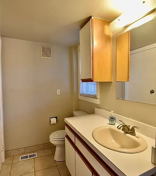 802 East Ave #A — Photo 9