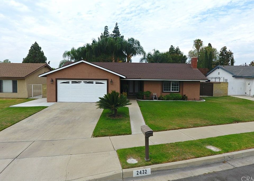 1st image of 2432 S Raymond Pl