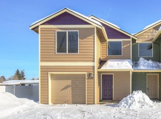 2210 SW 23rd St, Redmond, OR 97756