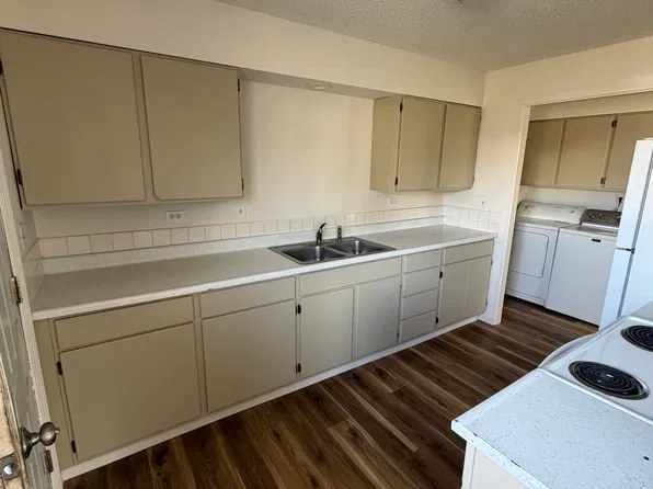 1452 C St #2, Plummer, ID 83851