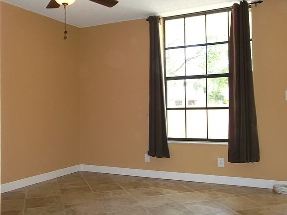 3rd image of 743 SE 1st Way #743