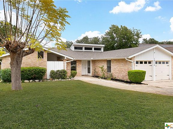 5th image of 14714 Bitternut Woods Street San Antonio Tx