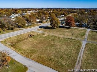 Highway 20, Pryor, OK 74361