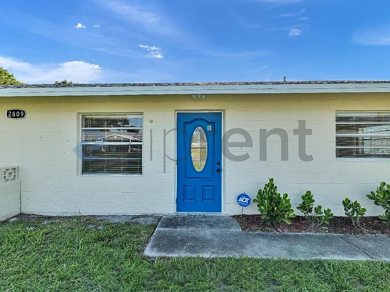 2809 Jefferson Pkwy #B — Photo 2
