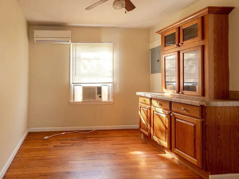 43 Gilbert Ave #1F — Photo 23